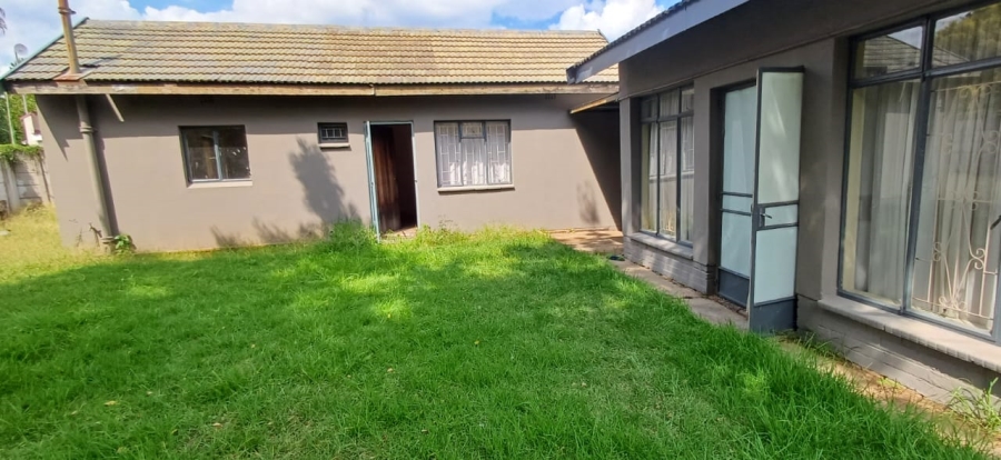 3 Bedroom Property for Sale in Wilkoppies North West
